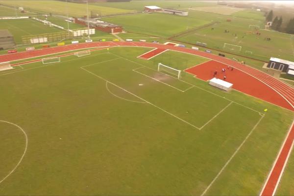 Rénovation piste d'athlétisme en PU - Sportinfrabouw NV